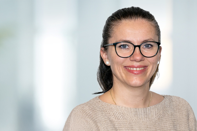 Porträt von Andrijana Babic, Einrichtungsleitung Kinderhort „Wunderland“.