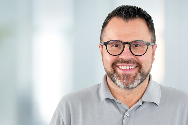 Porträt von Hubert Nettinger, Sachgebietsleitung Bildung.