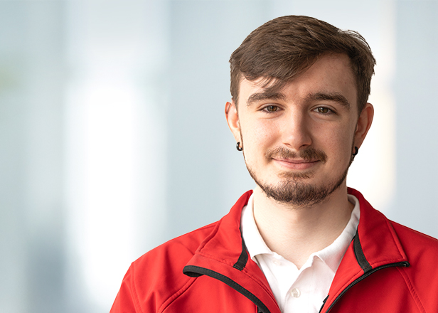 Porträt von Maximilian Naßl, Stellvertretung Regionaljugendleitung Oberbayern.