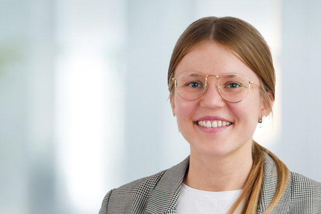 Porträt von Sonja Schneider, Stellvertretung Sachgebietsleitung Notrufdienste.