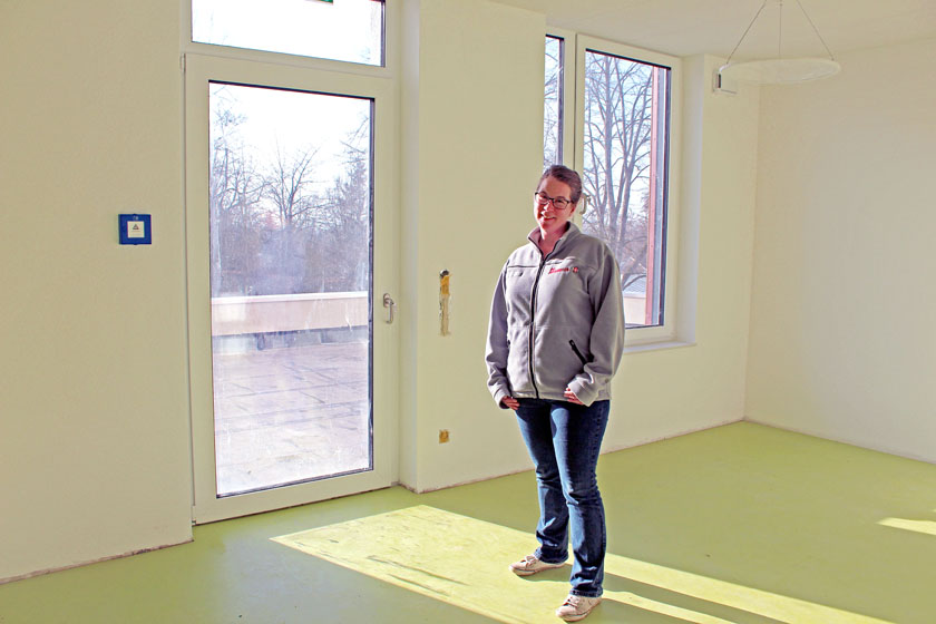 Andine Abmeier in den Räumlichkeiten der Kita. 