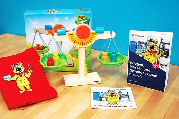 JoKiBo mit dem Themen Wiegen, Messen und etwas gesundes Essen.