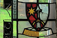 Wappenfenster vor Restaurierung