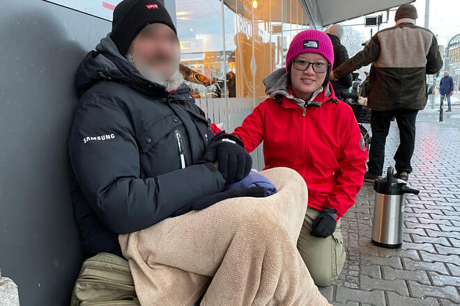 Die Mannheimer Johanniter-Jugend möchte wohnungslosen Menschen auf Augenhöhe begegnen.