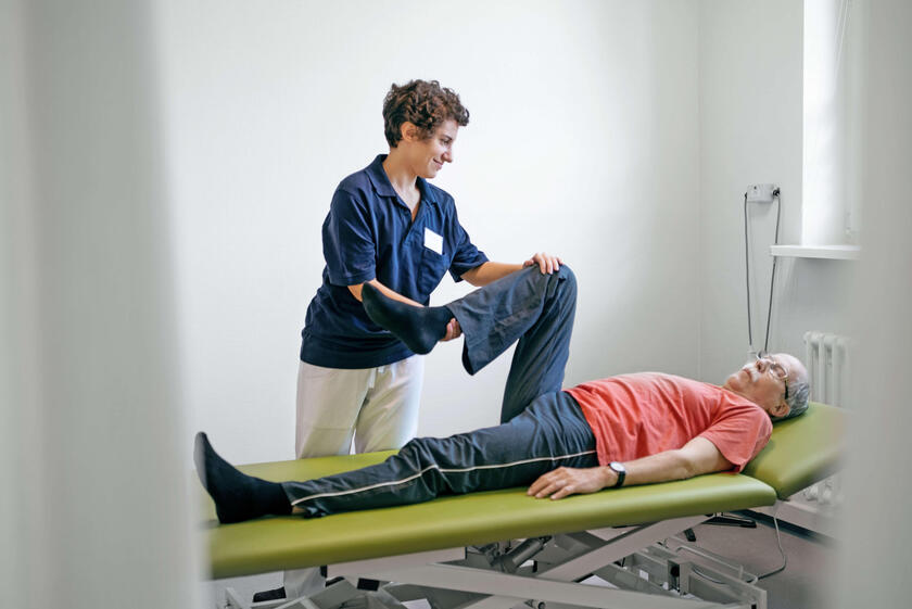 Die Johanniter unterstützen bei der Genesung und bieten ein umfassendes Therapieangebot zur Rehabilitation.