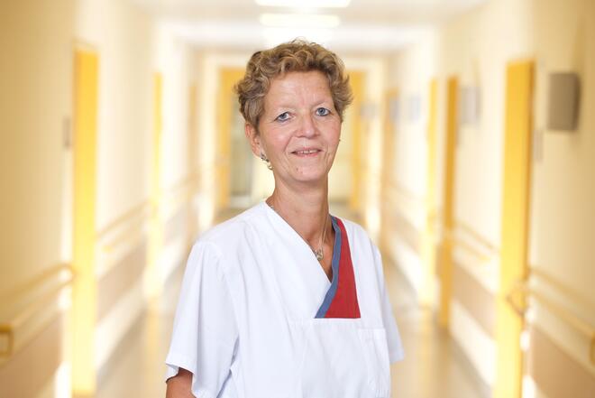 Frau Alex, Ergotherapie