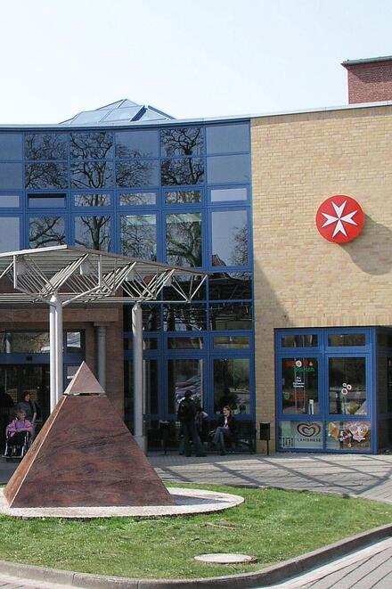 Außenansicht Johanniter-Krankenhaus Stendal