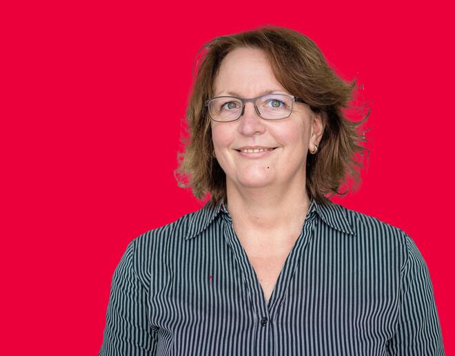 Porträtfoto Carmen Kronstein