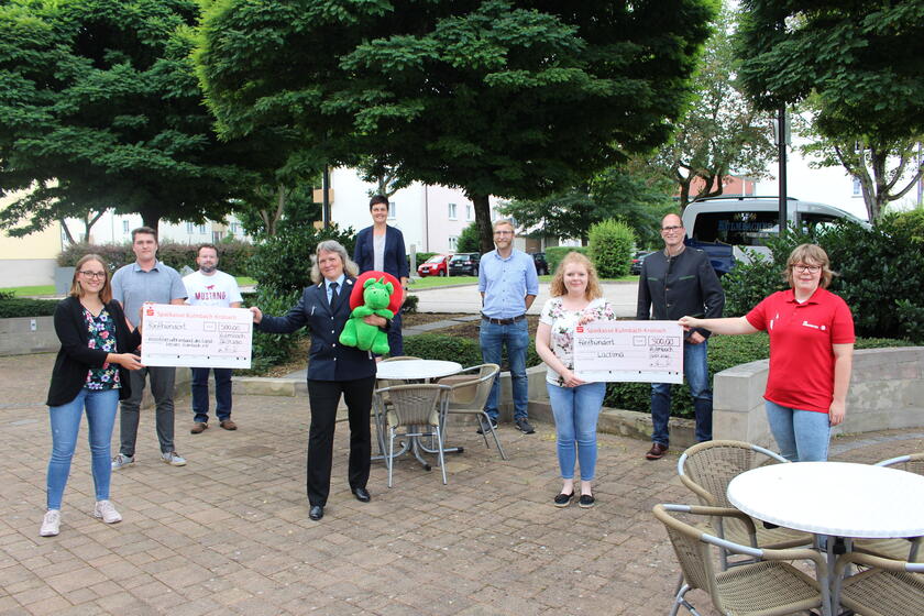 Scheckübergabe Kulmbacher Brauerei an Lacrima