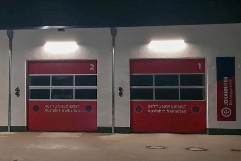 Wache Seeheim-Jugenheim in der Nacht