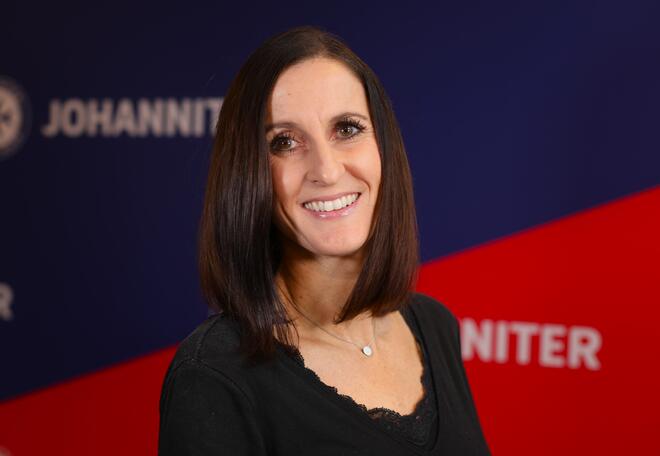 Portraitfoto Carolin Weidl