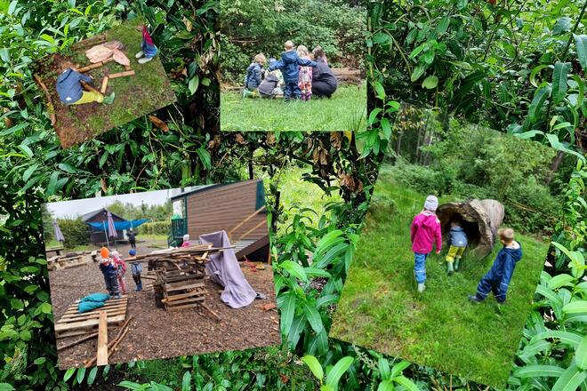Eine Collage mehrerer Fotos, eingebettet in eine grüne, buschige Naturkulisse. Vier kleinere Bilder zeigen verschiedene Szenen von Kita-Kindern beim Spielen und Erkunden draußen im Grünen: Oben links bauen Kinder gemeinsam mit Naturmaterialien auf dem Boden. In der Mitte oben sitzt eine kleine Gruppe Kinder und eine erwachsene Person auf einer Wiese, umgeben von Bäumen, offenbar im Gespräch oder bei einer Anleitung. Unten links sind mehrere Kinder auf einem Spielplatz aus Holzpaletten und Decken zu sehen. Unten rechts laufen Kinder durch das Gras und erkunden einen hohlen, liegenden Baumstamm. Die Gesamtszene vermittelt Freude und Entdeckergeist beim gemeinsamen Naturerlebnis.