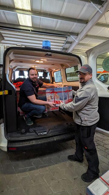 Unterstützung beim Johanniter-Weihnachtstrucker