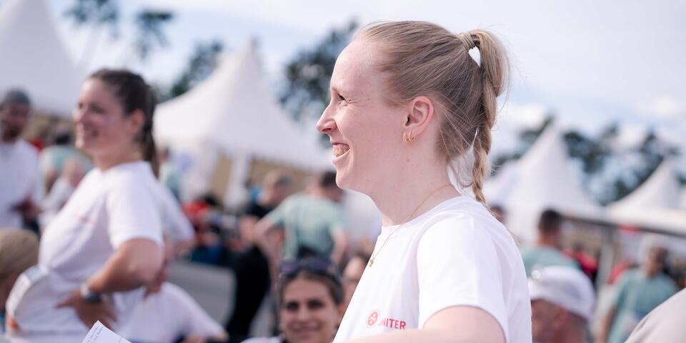 Unsere BGM-Beauftragte Annika freut sich.
