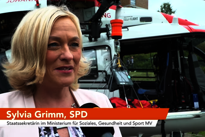 Staatssekretärin Silvia Grimm im Interview zur Johanniter Luftrettung am Klinikum Rostock