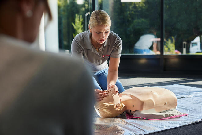 Im Notfall richtig handeln zu können ist sehr wichtig.