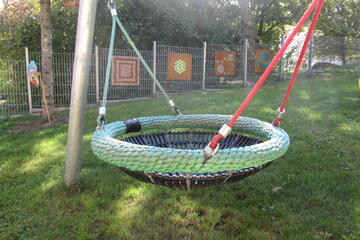 Nestschaukel Johanniter-Kinderkrippe "Bergzwergerl"