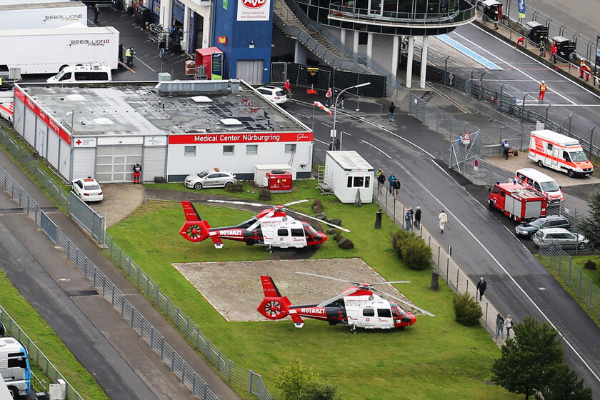 Standort der Johanniter Luftrettung am Nürburgring. Luftaufnahme.