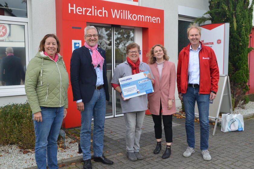 Bild von Spendenübergabe