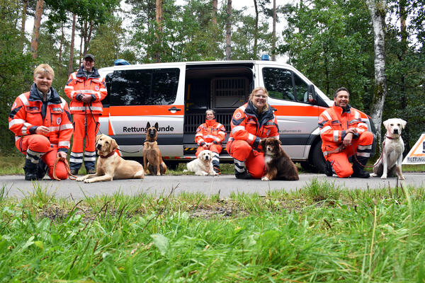Die Rettungshundestaffel Harburg