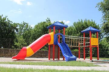 Spielplatz Kindergarten Laberweinting "Schlosswichtel"