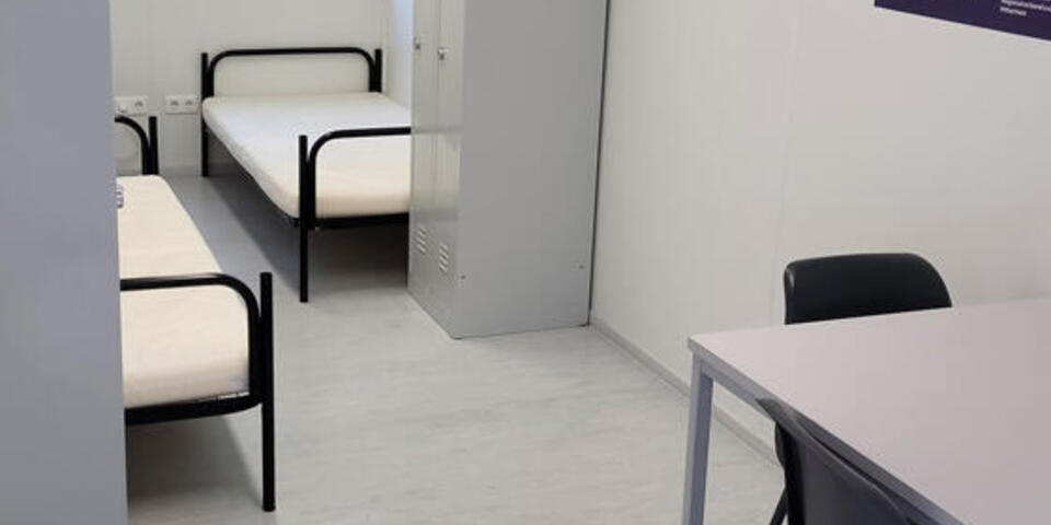 Ausstattung des Johanniter-Handwerkerdorf in Dernau: Aufnahme: Schlafzimmer