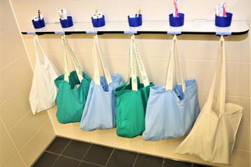 blauer Waschbereich Johanniter-Kinderkrippe "Turmwichtel"