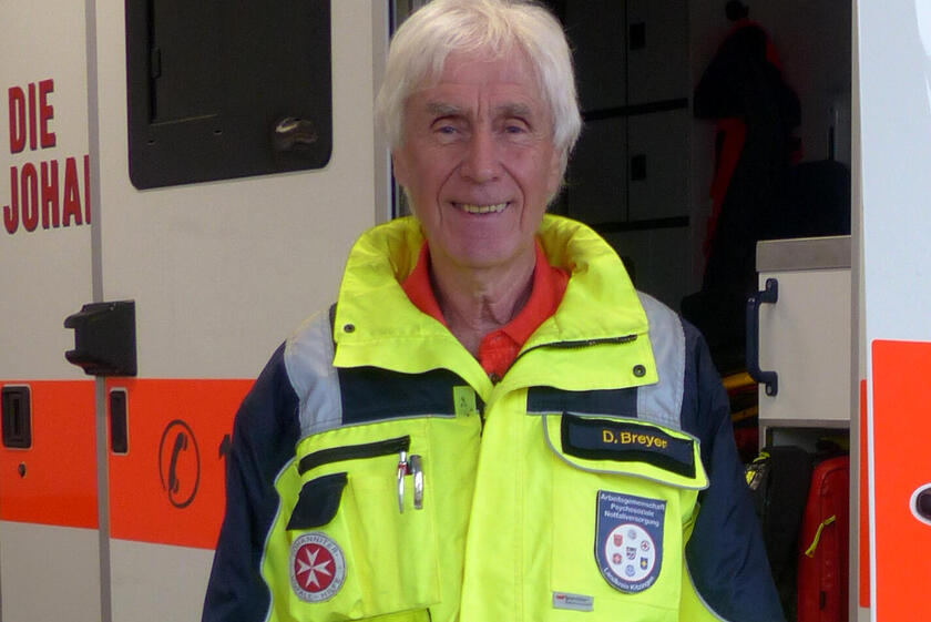 Dieter Breyer, Ehrenamtlicher und Pionier um Notfallfolgedienst