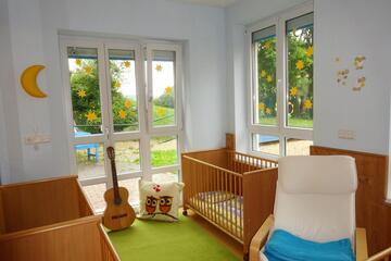 Schlafraum 1 Johanniter-Kinderkrippe Bernhardswald