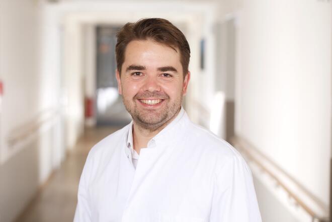 Dr. med. Tobias van Bremen, Oberarzt der HNO-Abteilung / Kopf- und Halschirurgie