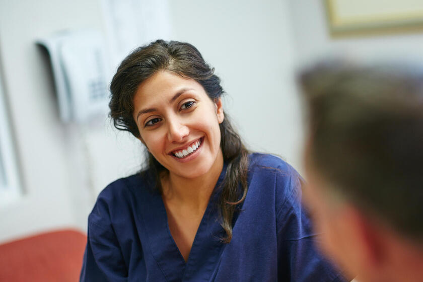 Wertschätzender Austausch unter Mitarbeitenden 