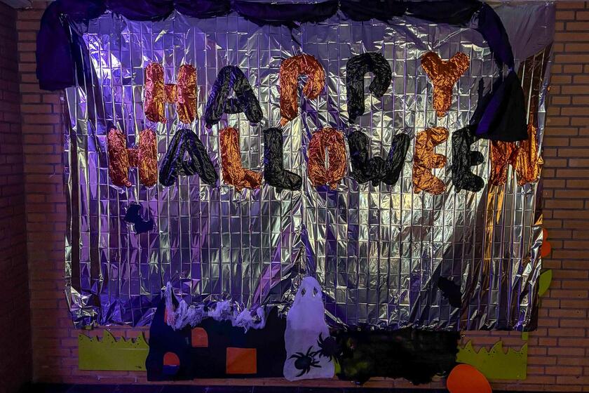 Mit viel Kreativität haben das Team und die Kinder die Johanniter-Kita Traumland für die Halloween-Party geschmückt.