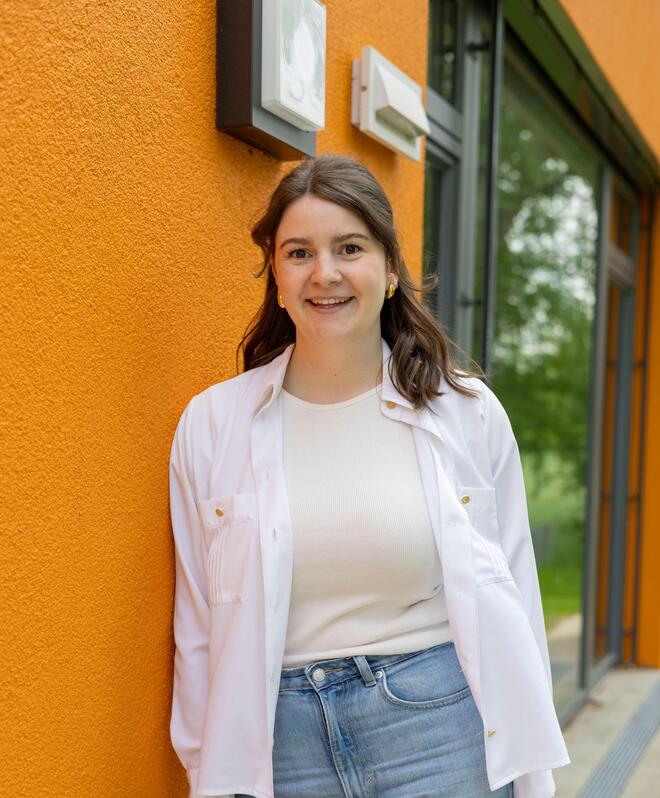 Portraitfoto Katharina Fellner 