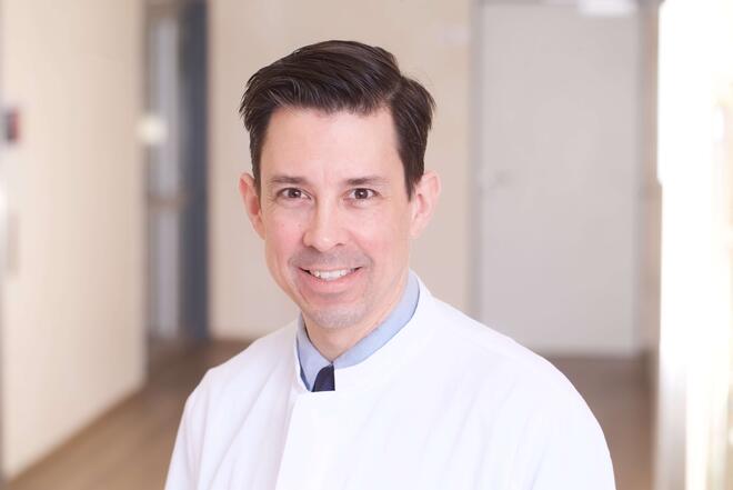 Prof. Dr. von der Brelie, Chefarzt Neurochirurgie und Wirbelsäulenchirurgie