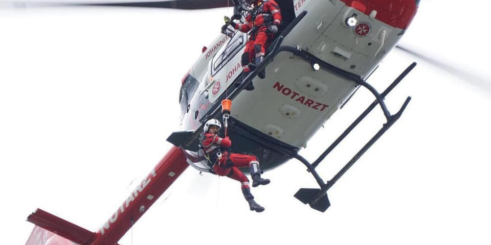 Vorführung Windenmanöver auf der Messe RETTmobil