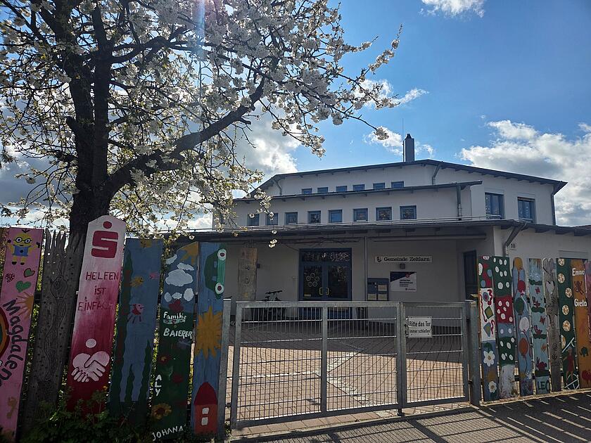 Eingang Johanniter-Krabbelstube Zeitlarn