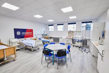 Der Pflege-Praxisraum wird am Campus Hannover in der Ausbildung genutzt.