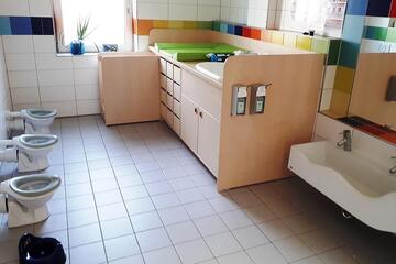 Wickelplatz Johanniter-Kinderkrippe "Farbpiraten"