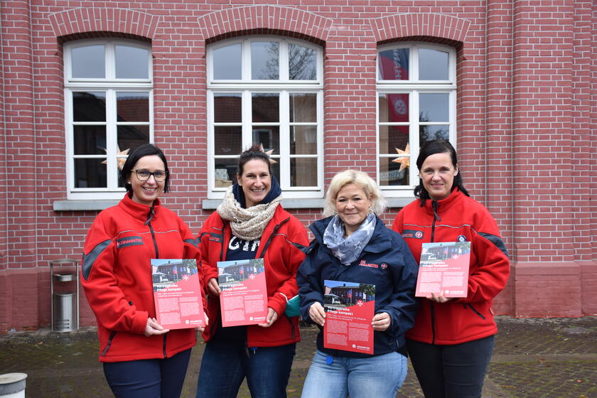 Die Pflegeexpertinnen für die Vortragsreihe