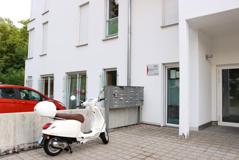 Eingangstür Johanniter-Kinderkrippe "Johanniskäfer"