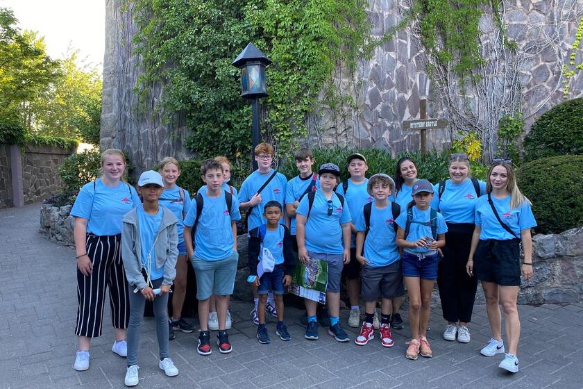 Die Kinder der Ferienbetreuung: Gruppenbild