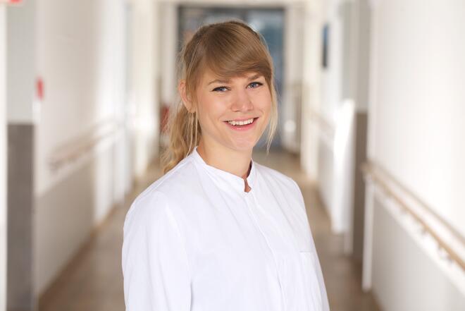 Dr. med. Iris Zweyer, Oberärztin der HNO-Abteilung / Kopf- und Halschirurgie