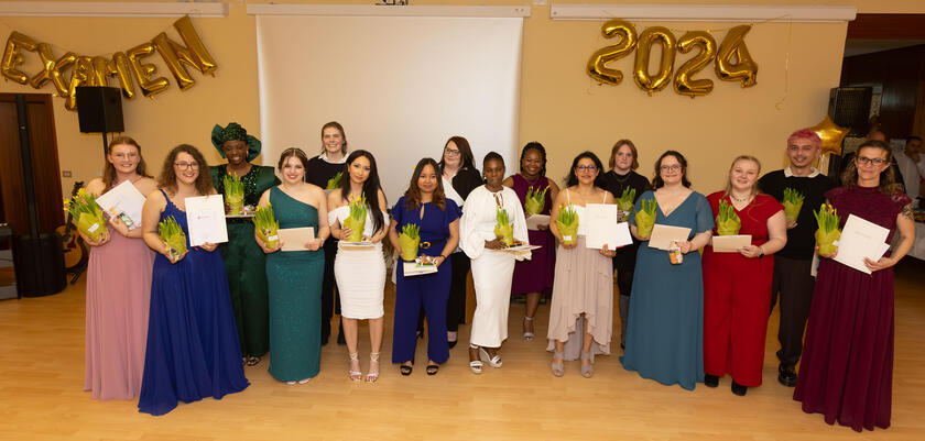 Die Absolvent*innen des KF21