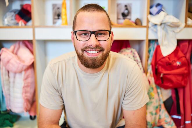 Portraitfoto Tim Kindermann