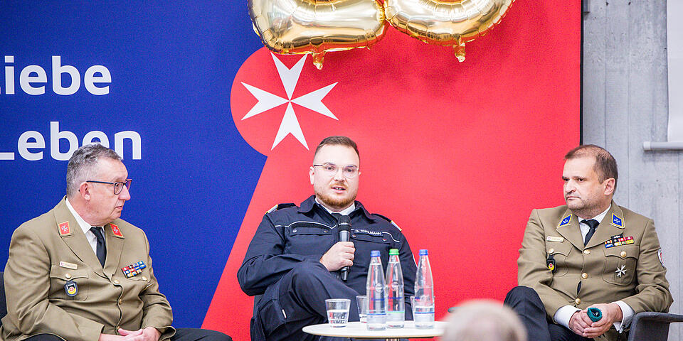 Teilnehmende der Podiumsdiskussion