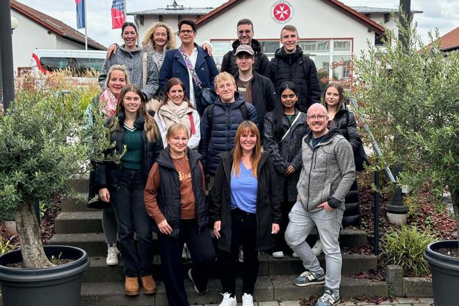 Gruppenfoto, Das Team der KiTa Wolkenschloss in Nieder-Weisel