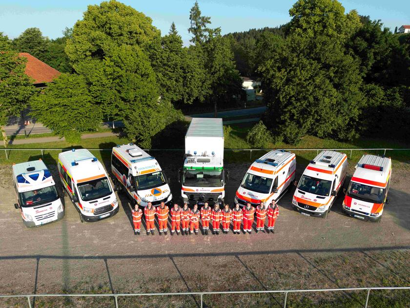 Ehrenamtliche der Johanniter Altusried - aus der Luft aufgenommen