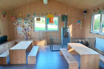 Innenraum Johanniter-Waldkindergarten "Kohlberger Kohlmeisen"
