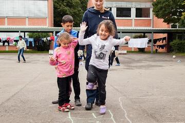 2015 stellen die Johanniter deutschlandweit mehr als 140 Unterkünfte für Geflüchtete bereit.