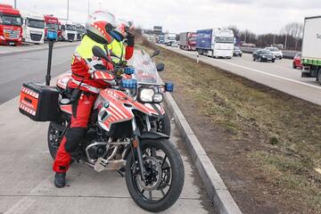 Im Einsatzfall unterstützen die Johanniter aus dem Bevölkerungsschutz in Dresden auch den öffentlichen Rettungsdienst.